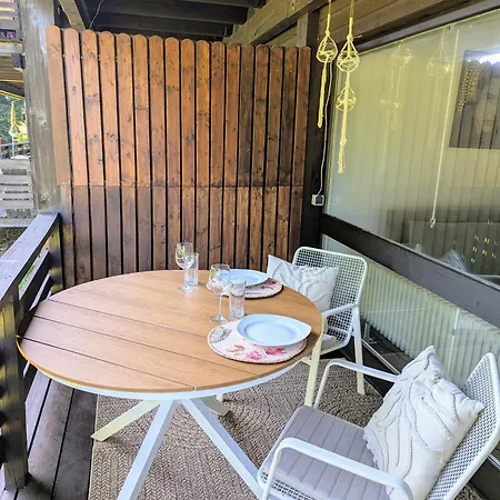 Gemuetliche In Den Bergen Apartamento *